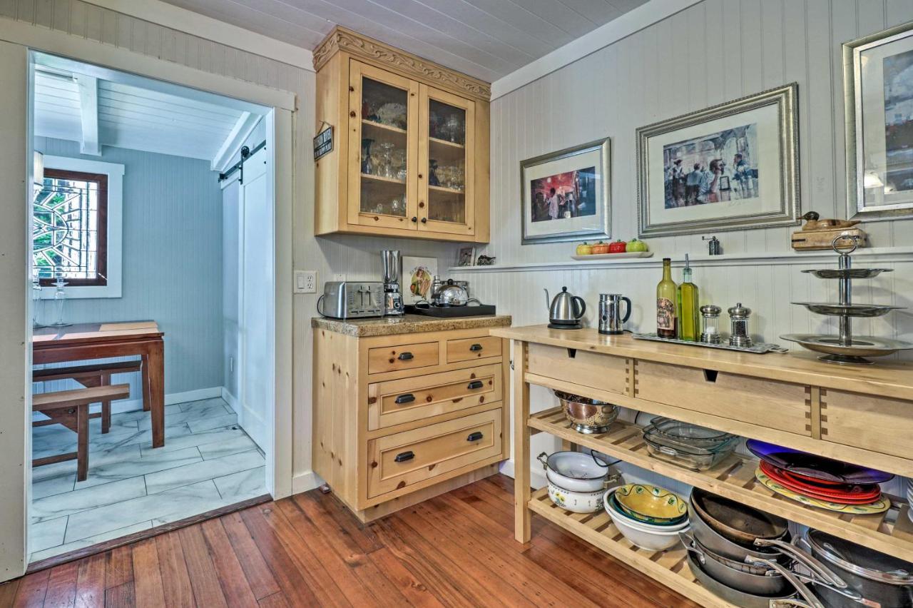 Redwoods Cabin With Hot Tub Walk To Russian River! Guerneville Exterior photo