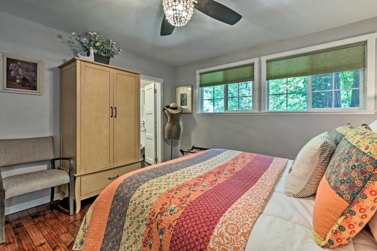 Redwoods Cabin With Hot Tub Walk To Russian River! Guerneville Exterior photo